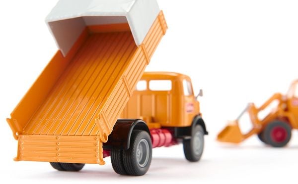 Siku 4117 Mercedes-Benz 710 mit Kramer 411 Radlader Bölling kaufen