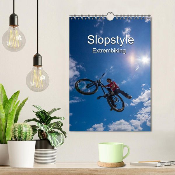 Produktbild: Slopestyle Extrembiking (Wandkalender 2026 DIN A4 hoch), CALVENDO Monatskalender