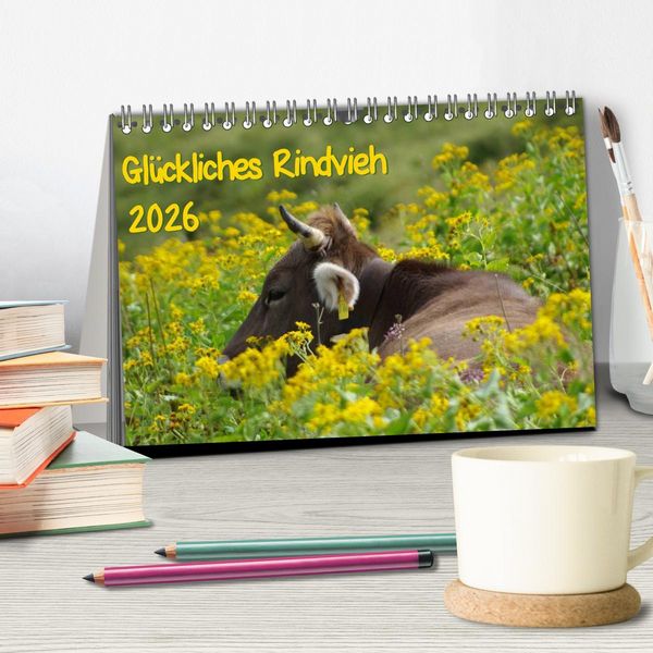 Produktbild: Gl&uuml;ckliches Rindvieh 2026 (Tischkalender 2026 DIN A5 quer), CALVENDO Monatskalender