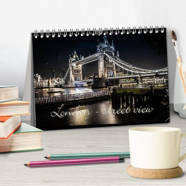 Produktbild: London - street view (CH-Version) (Tischkalender 2026 DIN A5 quer), CALVENDO Monatskalender