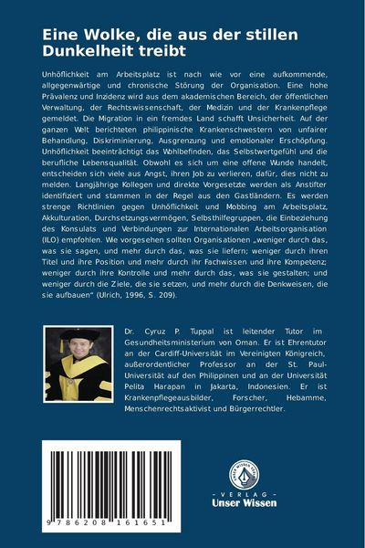 Produktbild: Eine Wolke, die aus der stillen Dunkelheit treibt