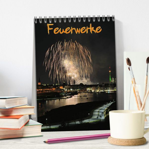 Produktbild: Feuerwerke Terminplaner (Tischkalender 2026 DIN A5 hoch), CALVENDO Monatskalender