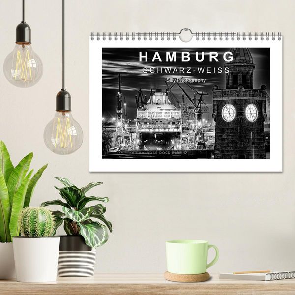 Produktbild: Hamburg in schwarz-weiss (Wandkalender 2026 DIN A4 quer), CALVENDO Monatskalender