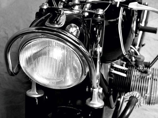 Produktbild: CALVENDO Puzzle BMW R69S in schwarzweiss 1000 Teile Lege-Gr&ouml;&szlig;e 64 x 48 cm Foto-Puzzle Bild von Ingo Laue