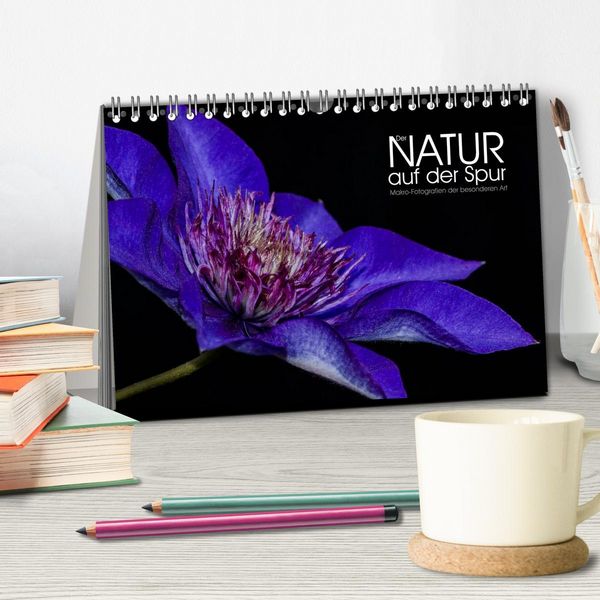 Produktbild: Der Natur auf der Spur - Makro-Fotografien der besonderen Art (Tischkalender 2026 DIN A5 quer), CALVENDO Monatskalender