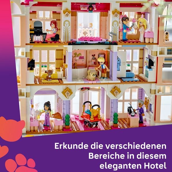 Produktbild: LEGO Friends 42704 Das Grandhotel von Heartlake City, Spielset mit 6 Spielfiguren und 2 Katzen
