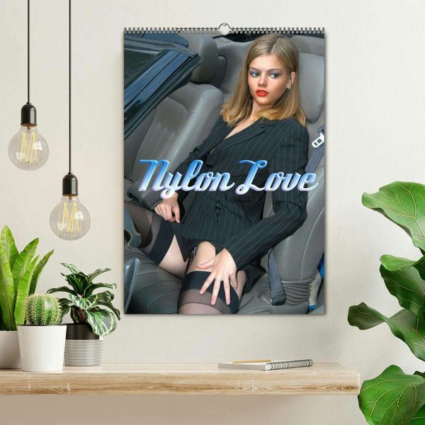 Produktbild: Nylon Love (Wandkalender 2026 DIN A2 hoch), CALVENDO Monatskalender