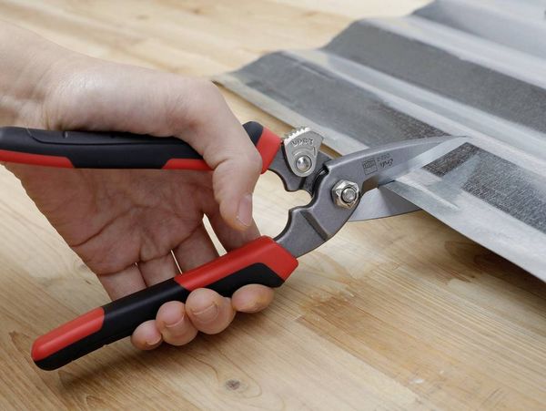 Produktbild: Combischere D52-2 Gesamt-L.203mm Schneiden-L.53mm 2K-Griff BESSEY