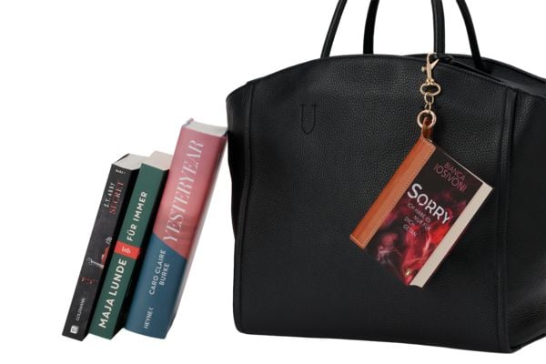 Produktbild: Yesteryear - Book Charm