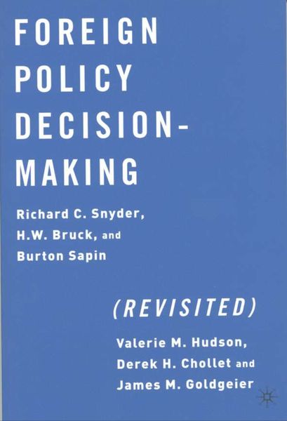 Produktbild: Foreign Policy Decision-Making (Revisited)