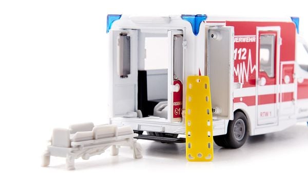 Produktbild: Siku 2115 Mercedes-Benz Sprinter Miesen
