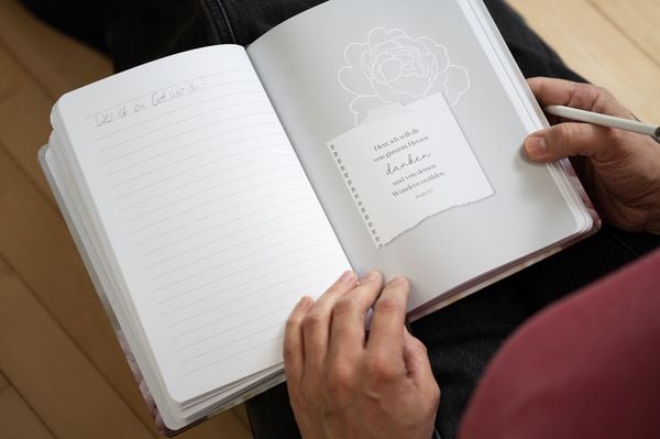 Produktbild: Unendlich geliebt &ndash; Notizbuch