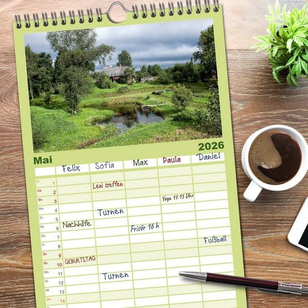 Produktbild: Familienplaner 2026 - Lettland - Streifz&uuml;ge durch das mittlere Baltikum mit 5 Spalten (Wandkalender, 21 x 45 cm) CALVENDO