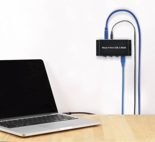 Produktbild: Renkforce RF-3955362 USB-Hub 4 Port USB-A USB 3.0 5 GBit/s Metallgeh&auml;use, einzeln schaltbar, zur Wandmontage Schwarz RF-3955362