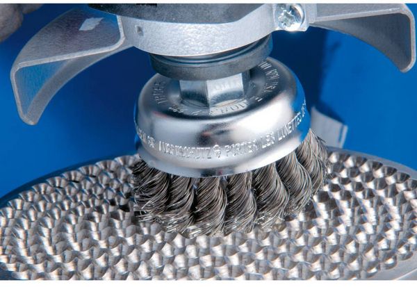 Produktbild: PFERD TOOLS Topfb&uuml;rste mit Gewinde, gezopft POS TBG 65/M14 ST 0,35 Tbg 43305002 1 St.