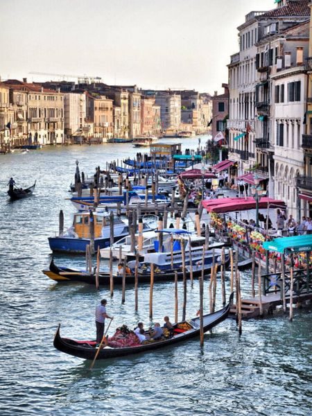 Produktbild: CALVENDO Puzzle Ein Motiv aus dem Kalender Venedig | 1000 Teile Lege-Gr&ouml;&szlig;e 64x48cm Foto-Puzzle f&uuml;r gl&uuml;ckliche Stunden