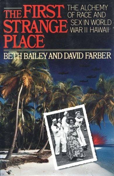 Produktbild: The First Strange Place