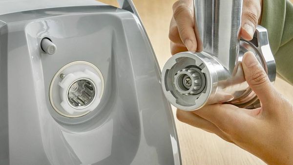 Produktbild: Bosch Haushalt MFW45020 MFW45020 Fleischwolf 1600 W Wei&szlig;, Grau