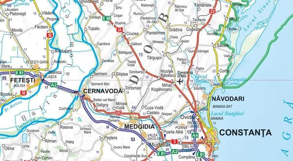 MoTourMaps Rumänien Auto- und Motorradkarte 1:800.000