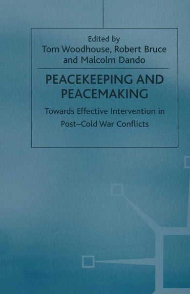 Produktbild: Peacekeeping and Peacemaking