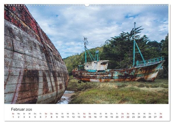 Produktbild: Gestrandet - Schiffswracks in der Bretagne (Wandkalender 2026 DIN A2 quer), CALVENDO Monatskalender