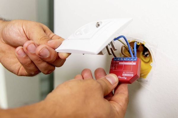Produktbild: Shelly Plus 1PM Schalt-Messaktor Bluetooth, Wi-Fi