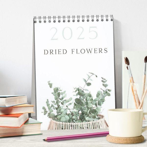 Produktbild: Dried Flowers (Desk Calendar 2026 DIN A5 portrait), CALVENDO 12 Month DeskCalendar