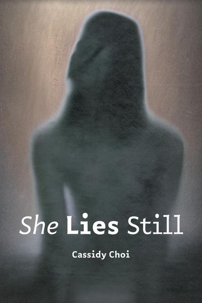 Produktbild: She Lies Still