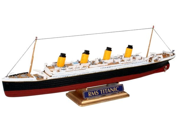 Revell - R.M.S. Titanic