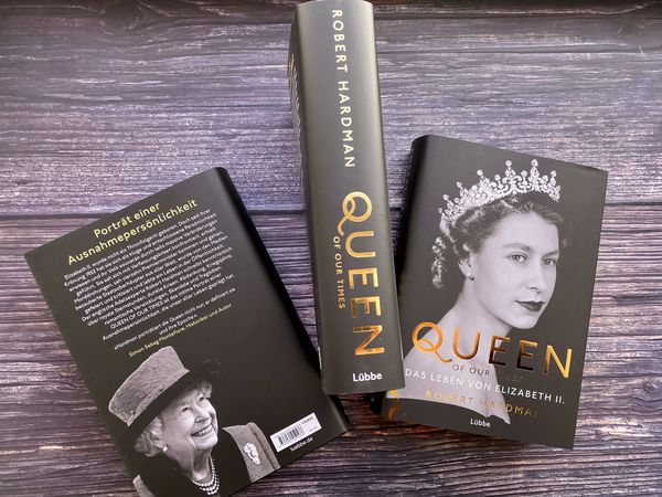 Produktbild: Queen of Our Times