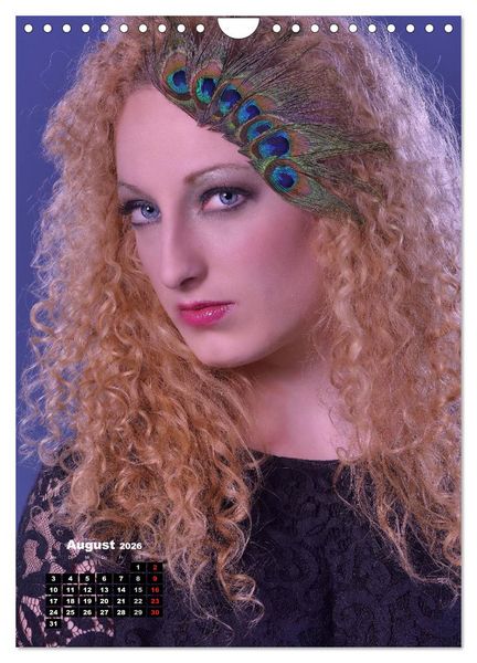 Produktbild: Extrem Make-Up Portraits (Wandkalender 2026 DIN A4 hoch), CALVENDO Monatskalender