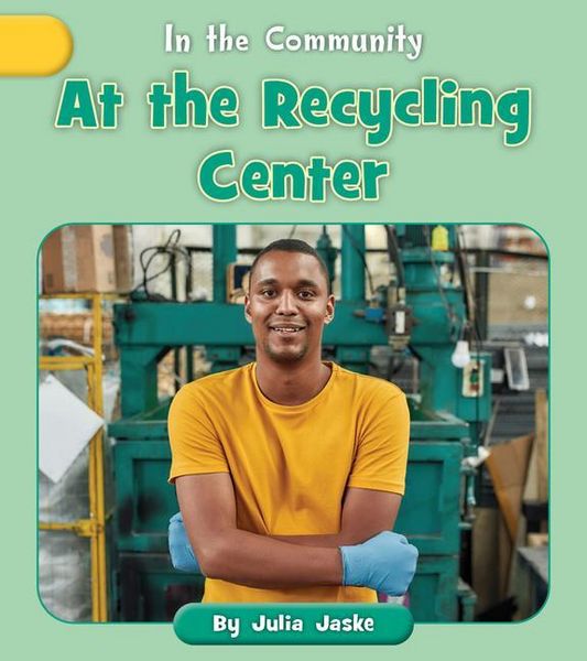 Produktbild: At the Recycling Center