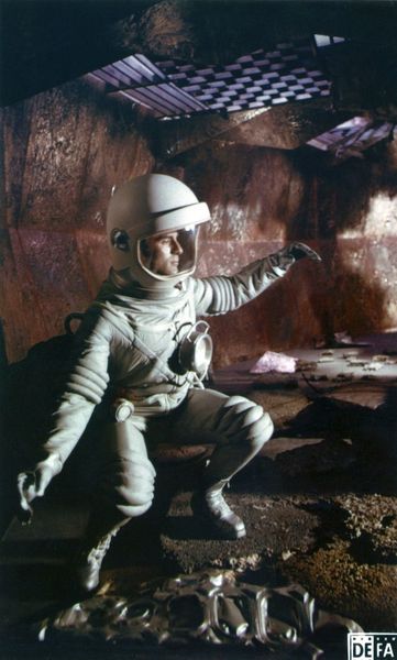 Produktbild: Signale - Ein Weltraumabenteuer (Filmjuwelen / DEFA Science Fiction)