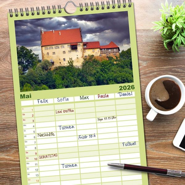 Produktbild: Familienplaner 2026 - Rund um Esslingen mit 5 Spalten (Wandkalender, 21 x 45 cm) CALVENDO