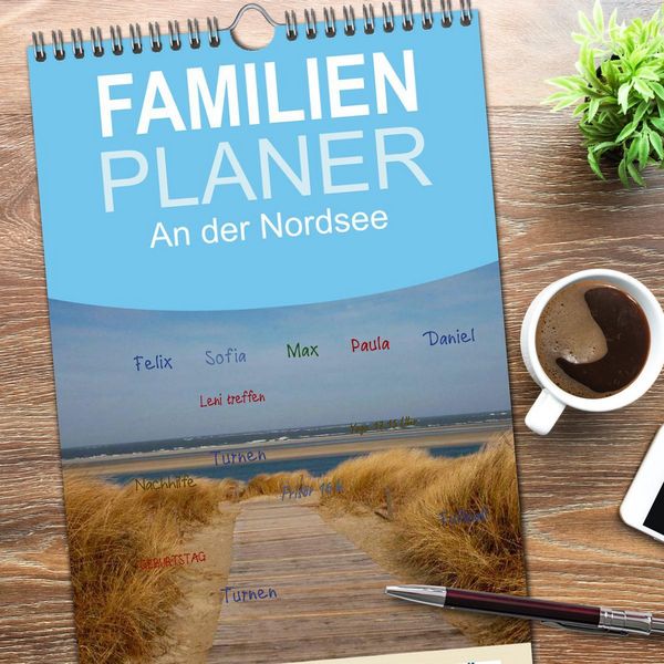 Produktbild: Familienplaner 2026 - An der Nordsee mit 5 Spalten (Wandkalender, 21 x 45 cm) CALVENDO