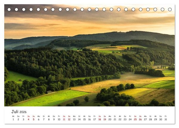 Produktbild: Das Sauerland bei Brilon aus der Vogelperspektive (Tischkalender 2026 DIN A5 quer), CALVENDO Monatskalender