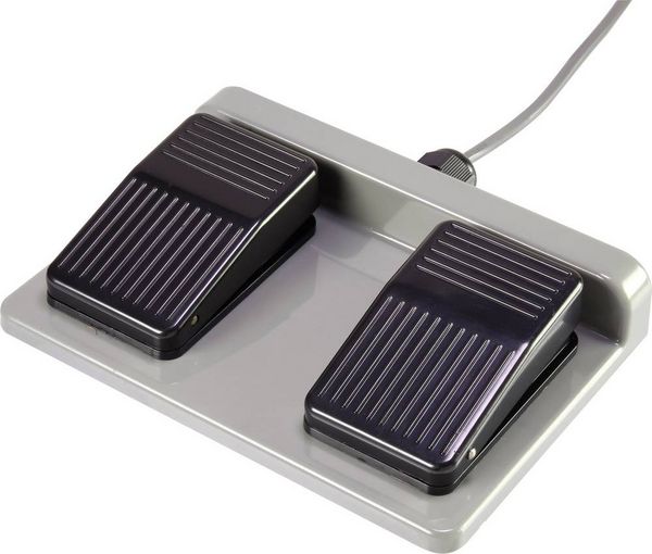 Produktbild: TRU COMPONENTS Fu&szlig;schalter 250 V/AC 10A 2 Pedale 2 Schlie&szlig;er 1St.