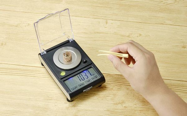 Produktbild: VOLTCRAFT PS-50 Pr&auml;zisionswaage W&auml;gebereich (max.) 50 g Ablesbarkeit 0.001 g batteriebetrieben, &uuml;ber USB Schwarz