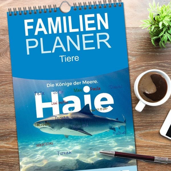 Produktbild: Familienplaner 2026 - Haie - K&ouml;nige der Meere. mit 5 Spalten (Wandkalender, 21 x 45 cm) CALVENDO