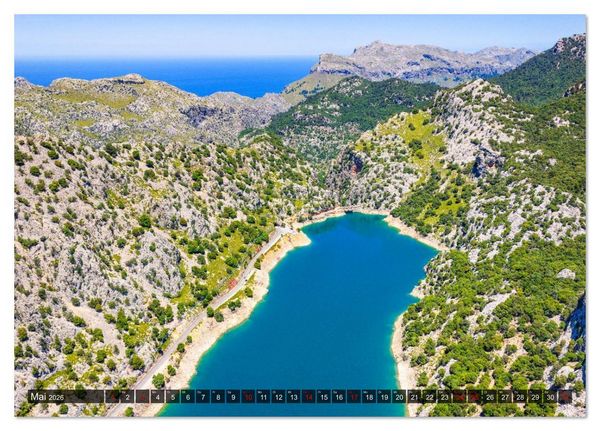 Produktbild: Mallorca - einzigartige Luftbildaufnahmen (Tischkalender 2026 DIN A5 quer), CALVENDO Monatskalender