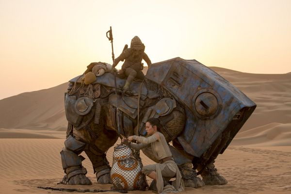 Produktbild: Star Wars - Das Erwachen der Macht - Line Look 2020 (+ Bonus-Blu-ray)