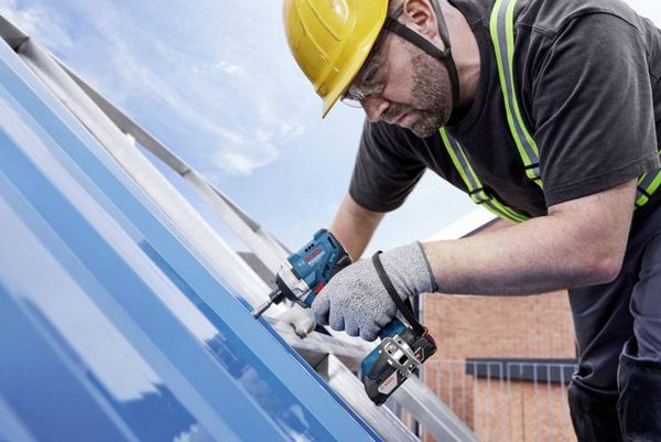 Produktbild: Bosch Professional GDR 18V-215 06019N2002 Akku-Drehschlagschrauber 215 Nm 18 V Anzahl mitgelieferte Akkus 2 4.0 Ah