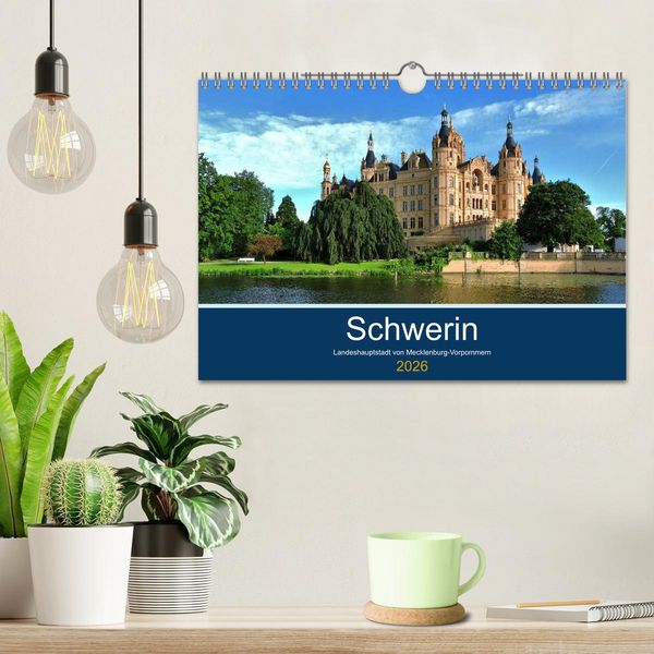 Produktbild: Schwerin - Landeshauptstadt von Mecklenburg-Vorpommern (Wandkalender 2026 DIN A4 quer), CALVENDO Monatskalender