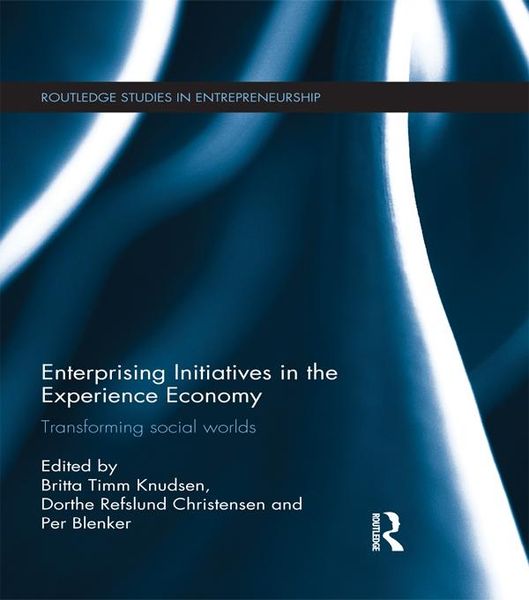 Produktbild: Enterprising Initiatives in the Experience Economy