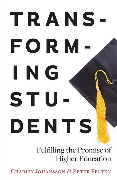 Produktbild: Transforming Students