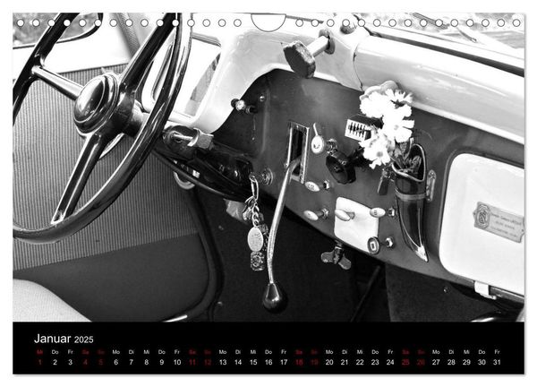 Produktbild: Citro&euml;n 11 CV Traction Avant in schwarzweiss (Wandkalender 2025 DIN A4 quer), CALVENDO Monatskalender