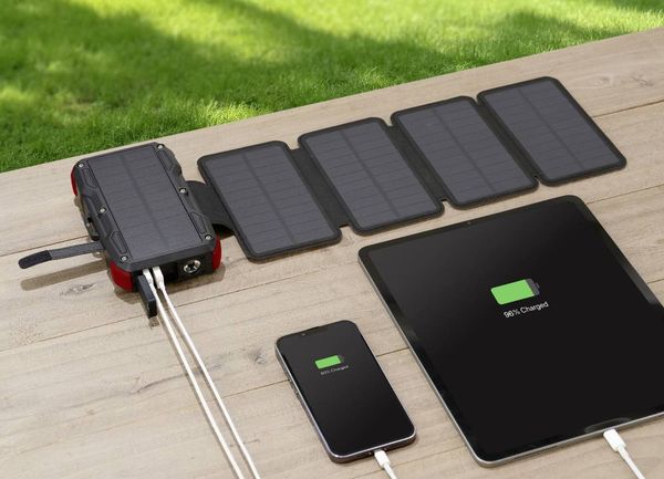 Produktbild: VOLTCRAFT VC-SPB-20.000 VC-14456835 Solar-Powerbank Ladestrom Solarzelle 3A 20000 mAh
