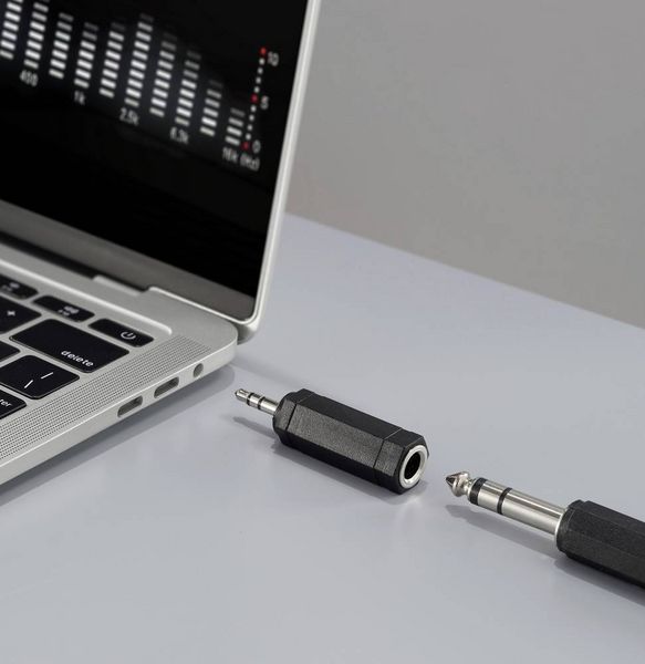 Produktbild: SpeaKa Professional SP-13808968 Klinke Audio Adapter [1x Klinkenstecker 3.5 mm - 1x Klinkenbuchse 6.35 mm] Schwarz