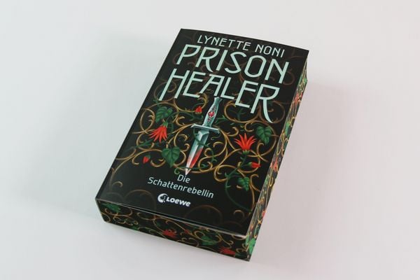 Produktbild: Prison Healer (Band 2) - Die Schattenrebellin