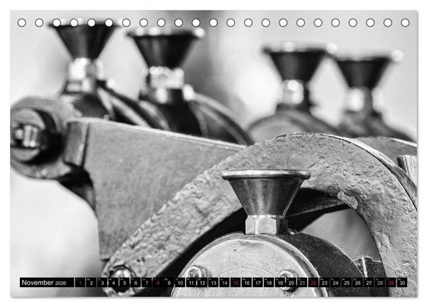 Produktbild: Industrie&auml;sthetik in Schwarz-Weiss (Tischkalender 2026 DIN A5 quer), CALVENDO Monatskalender